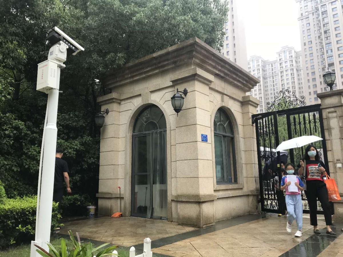 武漢封城2周年 | 深蘭科技貓頭鷹助力抗疫,累計(jì)服務(wù)超1億人次